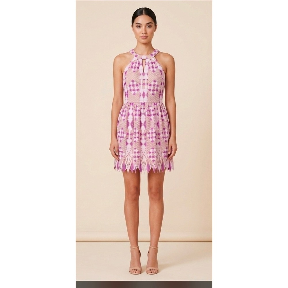 Gianni Bini Purple Pink Geometric Lace Halter Mini Dress Size 4 Keyhole Hem